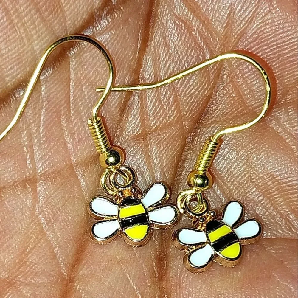 Super cute mini bumble bee earrings for kids and women
